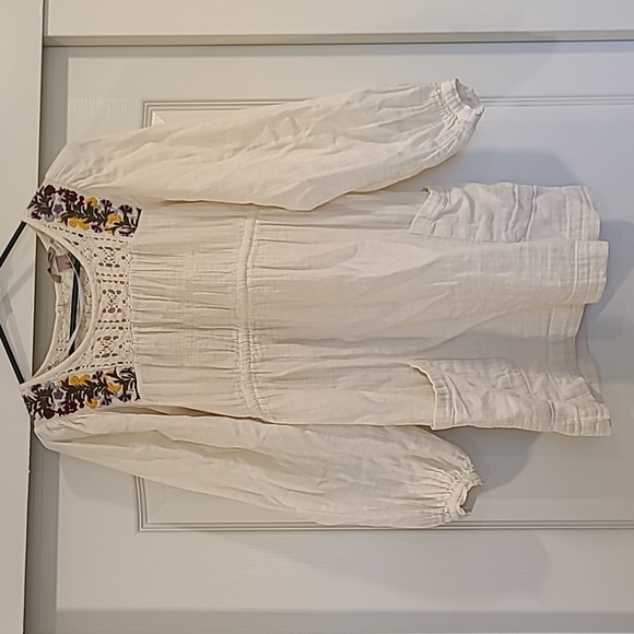 H&M Embroidered Cream Long Sleeve Dress Princess Sleeve Romantic Size 8 Cotton - Picture 2 of 7